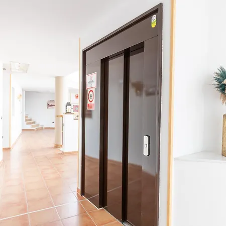 מלון Hacienda Santa Barbara