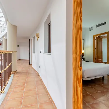 Hacienda Santa Barbara 2* 카스티예하데라쿠에스타